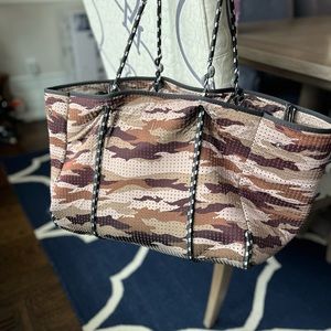 Pop Ups Brand Neoprene basic tote